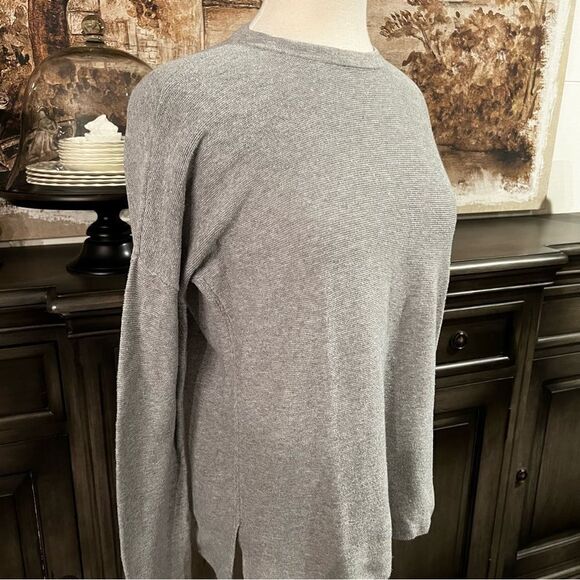 LOFT Gray Sweater Long Drop Sleeve size XS - Picture 1 of 9